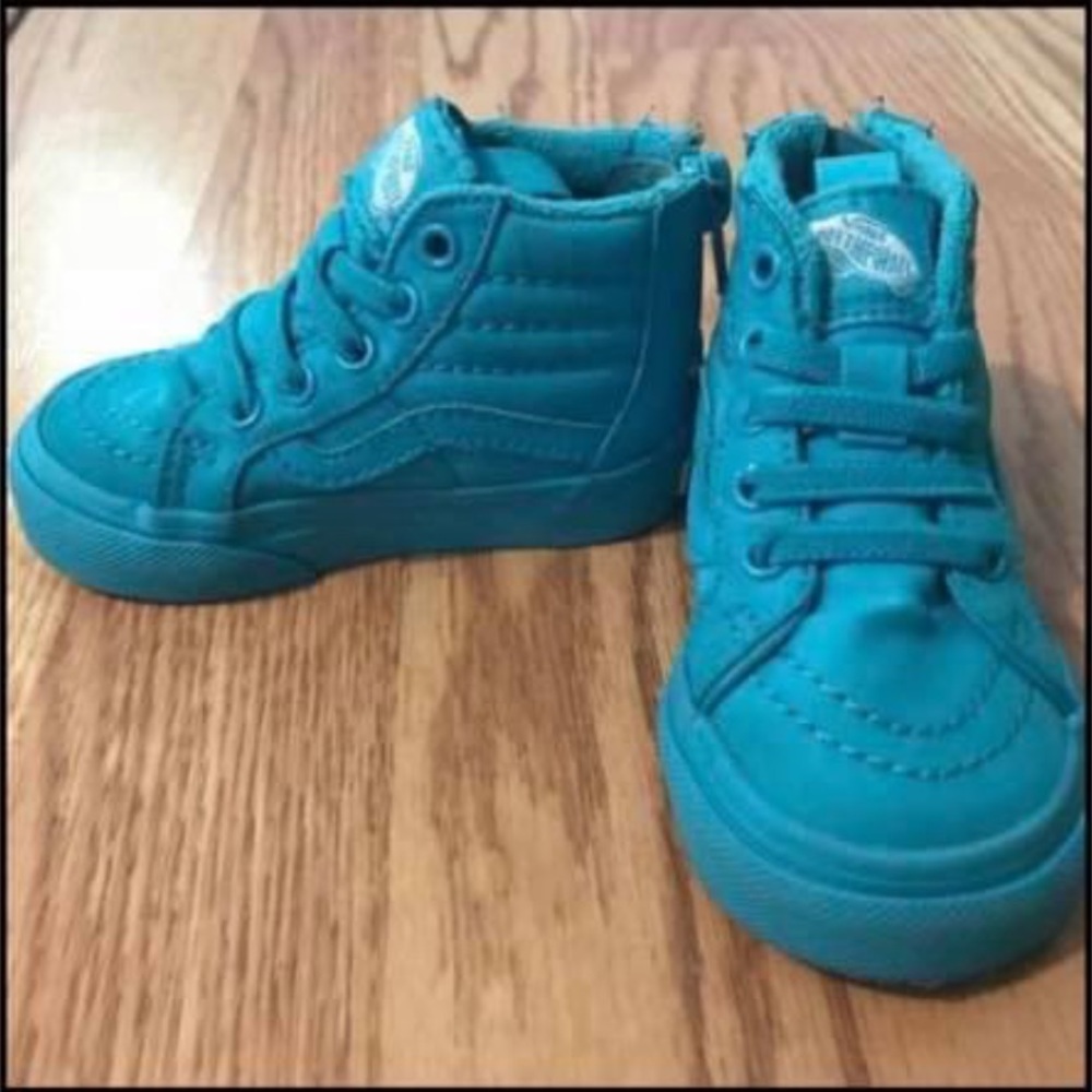 ISO toddler teal mono vans
